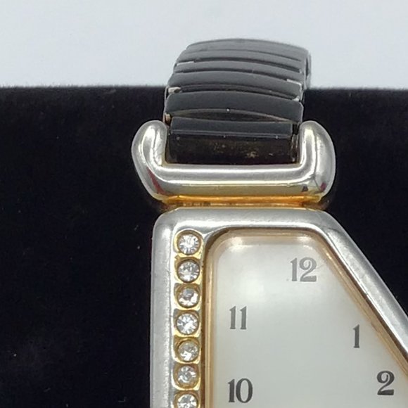 Funky Vintage Quartz Rhinestone Watch - Picture 3 of 15